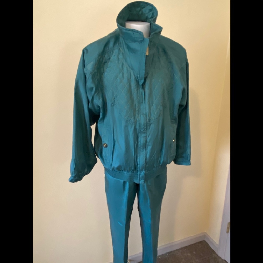 Women’s Petite Teal Silk Jacket and Pant Set